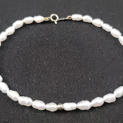 14K Pearl Bracelet 