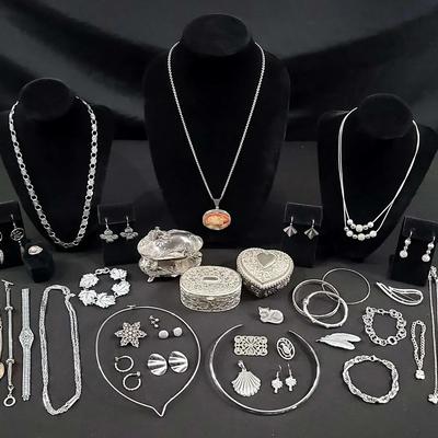 Silver Tone Jewelry 