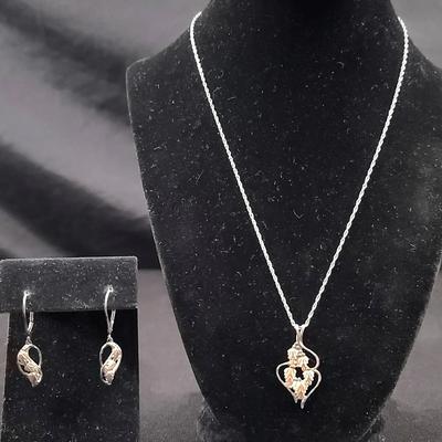 Mount Rushmore Black Hills Silver And Gold 12K And .925 Necklace And Earring Set 