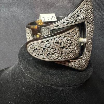 Sale Photo Thumbnail #55