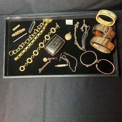 Sale Photo Thumbnail #32