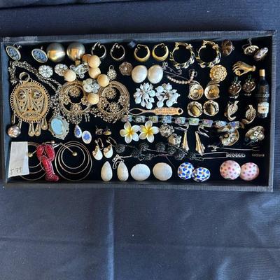 Sale Photo Thumbnail #24