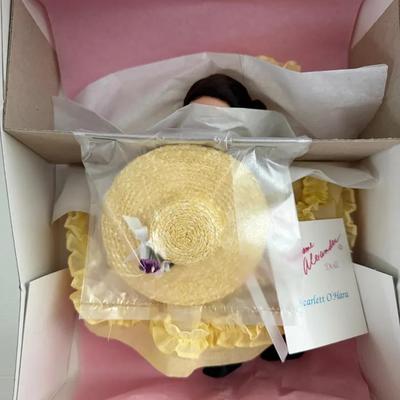 369: Madame Alexander Scarlett O’Hara Doll #938 with Original Box, Tag & Accessories  Madame Alexand