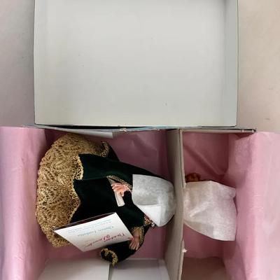 353: Madame Alexander “Queen Isabella” Doll  Madame Alexander “Queen Isabella” doll, wearing a regal