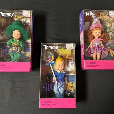 239: 1999 Mattel Tommy & Kelly  Wizard Of Oz Munchkin Series 