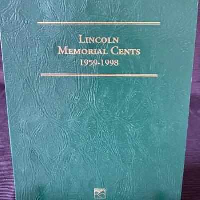 Lot 605:  Lincoln Memorial Cents (not complete)
