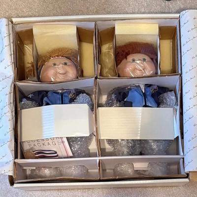 483: Danbury Mint Cabbage Patch Kids OlympiKids Doll Set – New in Box w/ Certificates
