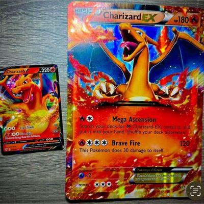 Charizard V & Charizard EX Holo Jumbo Box Topper– Pokémon Cards
