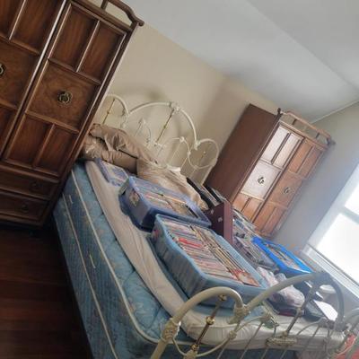 Sale Photo Thumbnail #113