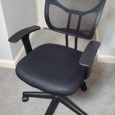 Mesh Back Adjustable Rolling Desk Chair 