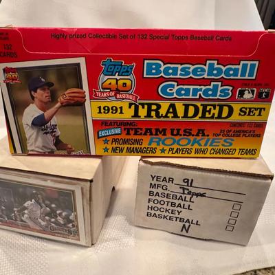 1991 Topps Baseball Set +1991 Topps Traded Card Set +600 Extra 91 Tops Cards.