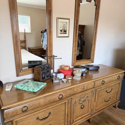 Sale Photo Thumbnail #103