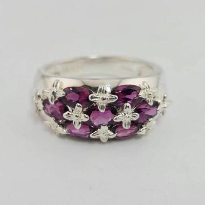 1.75ctw Garnet Sterling Silver Floral Ring