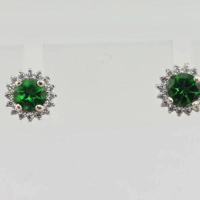 1ctw Natural Green Topaz Sterling Silver Stud Earrings 
