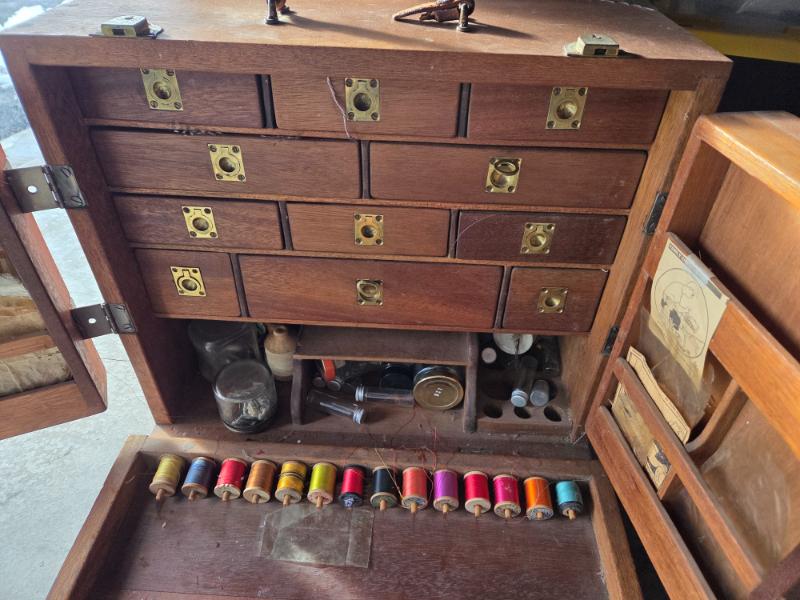 Sale Photo Thumbnail #120