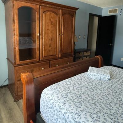 Sale Photo Thumbnail #46