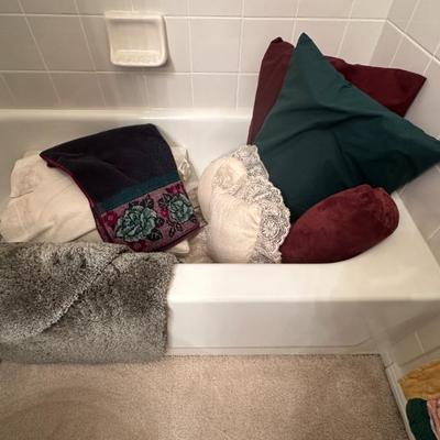 Sale Photo Thumbnail #106