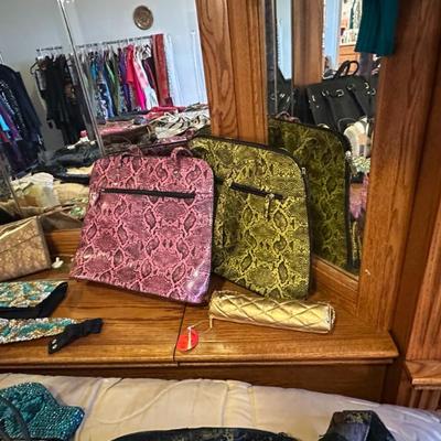 Sale Photo Thumbnail #256