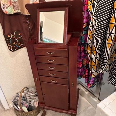 Sale Photo Thumbnail #294