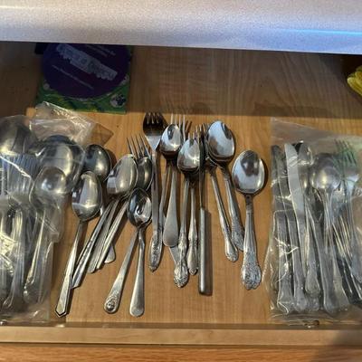 Sale Photo Thumbnail #177