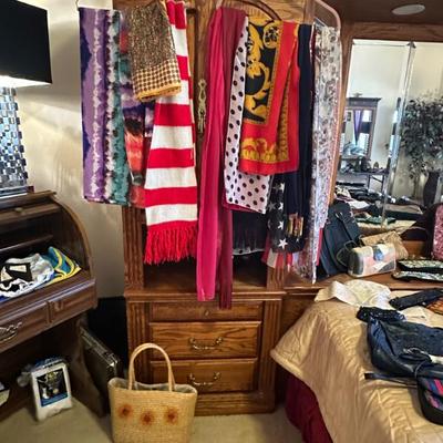 Sale Photo Thumbnail #246