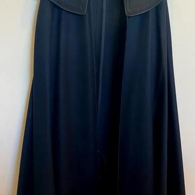 Casa Seseña Wool Cape