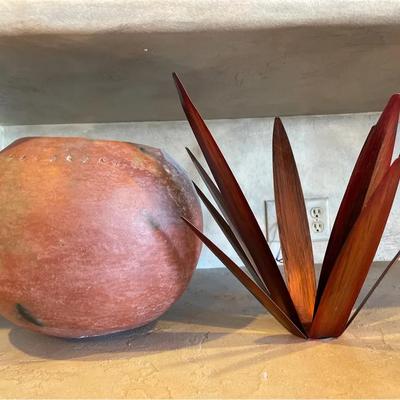 Pot And Metal Agave 