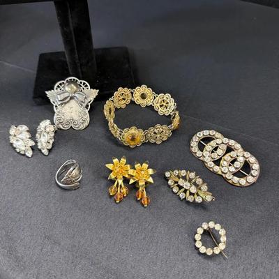 Vintage Jewelry Lot – Sterling Silver Ring, Rhinestone Brooches, Bracelet & Clip-On Earrings