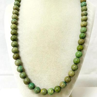 Vintage Beaded Jade Necklace
