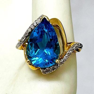 10K Gold Sapphire and Diamond Cocktail Ring