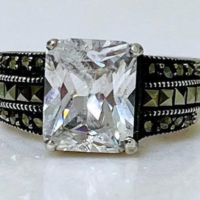 Vintage Style Sterling Silver Ring with CZ