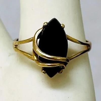 10K Gold Onyx Ring