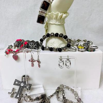 Vintage Silver-Tone Fashion Jewelry 