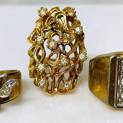 18K HGE Cocktail Rings