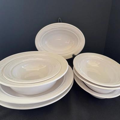 Corning Casual Elegance White Flora