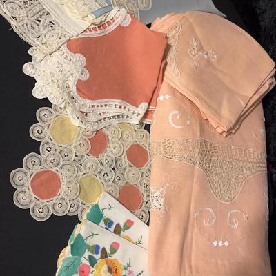 Vintage Assortment Of Linens, Table Cloths, Napkins, Coasters, Apron, Hand Towels ￼