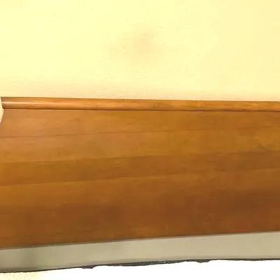 Early American Full/Queen Headboard