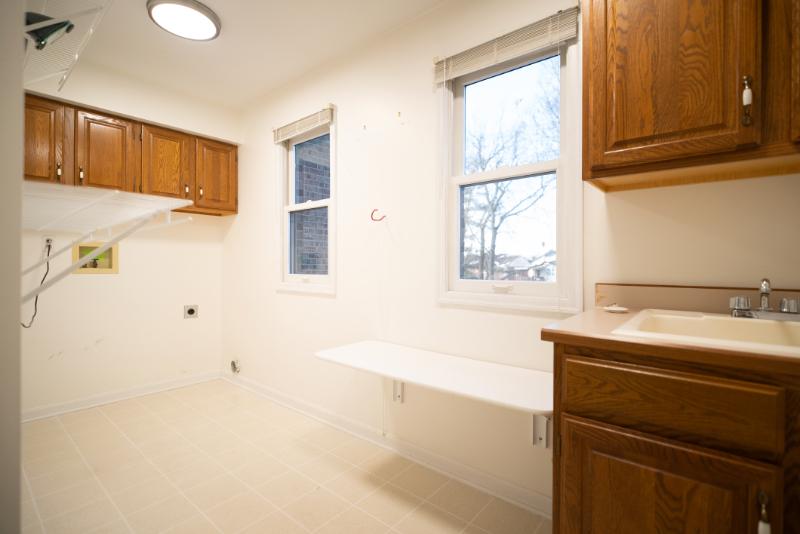 Sale Photo Thumbnail #18