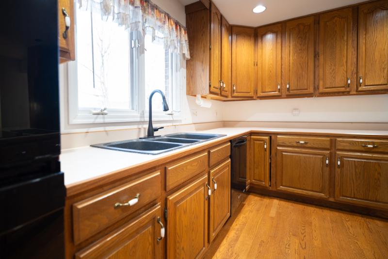 Sale Photo Thumbnail #15