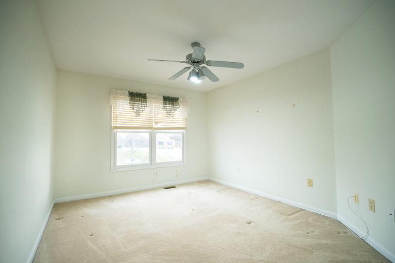 Sale Photo Thumbnail #29