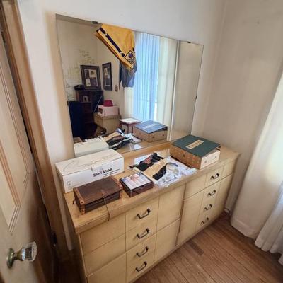 Sale Photo Thumbnail #103