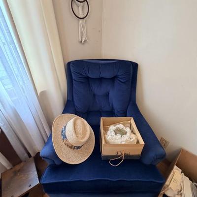 Sale Photo Thumbnail #96