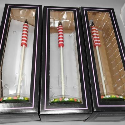 Three Tinplate Traditions No.40 Flagpole & Base 