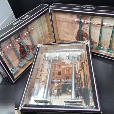 Tinplate Traditions Telegraph Post Set 