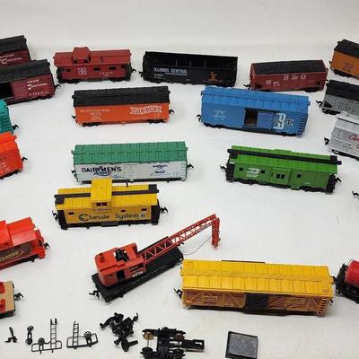 Misc. Collection Toy Train Cars - New Haven, The Katy, Penn Central And Others!