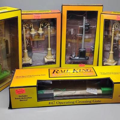 Railking Operating Accessories & Street Lamps