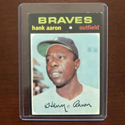 1971 Topps Baseball Card. Hank Aaron - Atlanta Braves. Card #400