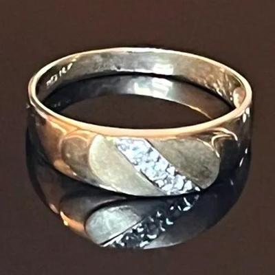 14K Yellow Gold 3 Diamond Ring