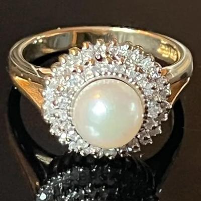 14K Yellow Gold Cultured Pearl Diamond Ring