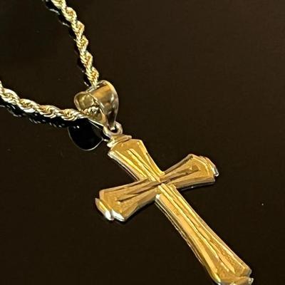 10K Yellow Gold Rope Chain with 10K Cross Pendant 